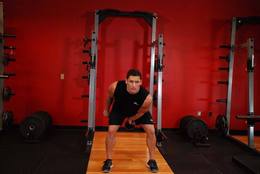 Swing con kettlebell: posición final