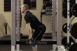 Rack pull con barra: posición inicial